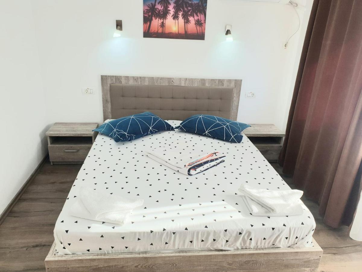 Vila Yna Năvodari Екстериор снимка